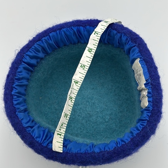 Carrie Cahill Mulligan Handmade felted wool/apalaca Dragonfly hat - Picture 6 of 7